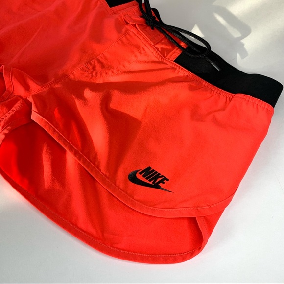 Nike Air Dri-Fit Shorts - Picture 3 of 11
